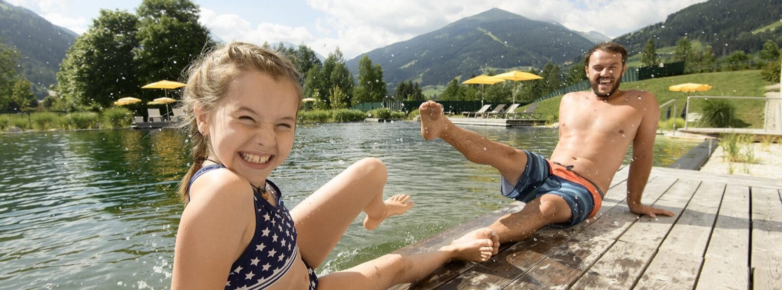 Alpenthermegastein Smaragdsee Familie3 Schmal