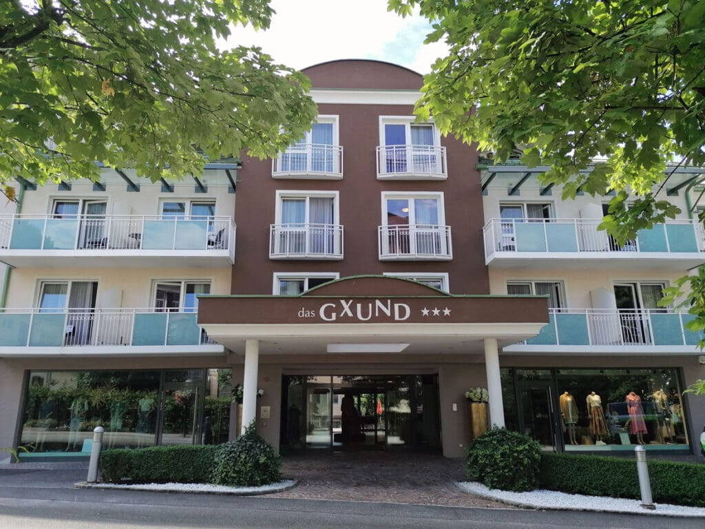 Hoteleingang Das Gxund1170x695px
