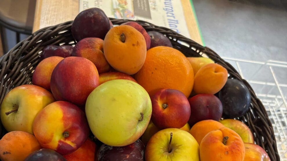 Fruehstueck Ungxund Bad Hofgastein Obstkorb